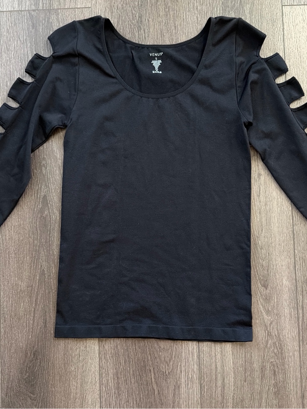 NWOT VENUS Black Scoop Neck Long Sleeve Top with Cutout Sleeves L